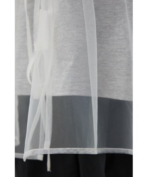 AZUL by moussy（アズールバイマウジー）の「チュールギャザージレトップス（ベスト・レディース・ブラック/オフホワイト・FREE）」の13枚目の写真