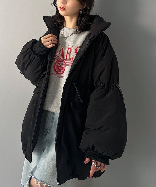 classicalelf(クラシカルエルフ)の「この冬最旬。スタンド衿ドロストデザイン袖ボリューム中綿オーバーサイズブルゾン(ブルゾン・レディース・グレイッシュブルー/ブラック/アイボリー/ブルーグレー・LARGE/MEDIUM/SMALL/X-LARGE)」の13枚目の写真