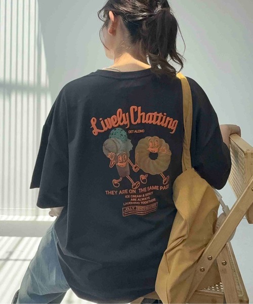 AS KNOW AS plus（アズノゥアズプラス）の「◎おやつフォトビッグサイズTシャツ（Tシャツ/カットソー・レディース・スミクロ/キナリ/サックスブルー/オートミール/ブラック系/サックスブルー系/ベージュ系/アイボリー系/サックスブルー系1/ブラック系1/アイボリー系1/ベージュ系1/ブラック系2/アイボリー系2/ライトグリーン系2/ベージュ系2・FREE）」の5枚目の写真