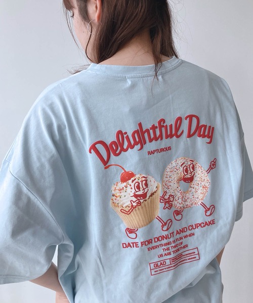 AS KNOW AS plus（アズノゥアズプラス）の「◎おやつフォトビッグサイズTシャツ（Tシャツ/カットソー・レディース・スミクロ/キナリ/サックスブルー/オートミール/ブラック系/サックスブルー系/ベージュ系/アイボリー系・FREE）」の7枚目の写真