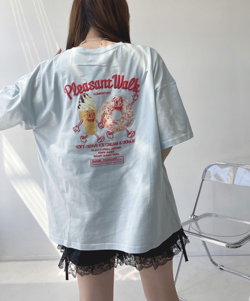 AS KNOW AS plus（アズノゥアズプラス）の「◎おやつフォトビッグサイズTシャツ（Tシャツ/カットソー・レディース・スミクロ/キナリ/サックスブルー/オートミール/ブラック系/サックスブルー系/ベージュ系/アイボリー系・FREE）」の19枚目の写真