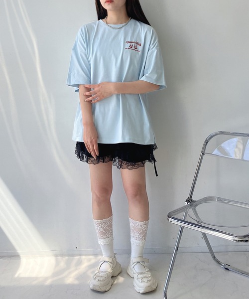 AS KNOW AS plus（アズノゥアズプラス）の「◎おやつフォトビッグサイズTシャツ（Tシャツ/カットソー・レディース・スミクロ/キナリ/サックスブルー/オートミール/ブラック系/サックスブルー系/ベージュ系/アイボリー系・FREE）」の21枚目の写真