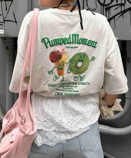 AS KNOW AS plus(アズノゥアズプラス)の「◎おやつフォトビッグサイズTシャツ(Tシャツ/カットソー・レディース・スミクロ/キナリ/サックスブルー/オートミール/ブラック系/サックスブルー系/ベージュ系/アイボリー系/サックスブルー系1/ブラック系1/アイボリー系1/ベージュ系1・FREE)」の19枚目の写真