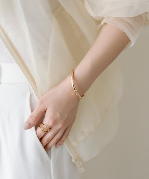 ear PAPILLONNER（イアパピヨネ）の「ツチメバングル（バングル/リストバンド・レディース・ゴールド/シルバー・FREE）」の13枚目の写真