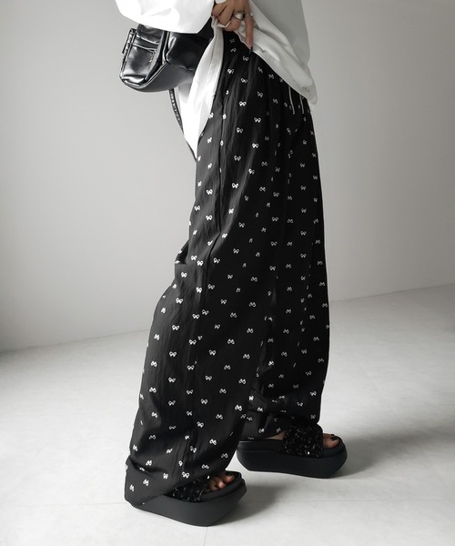 me+em select(ミームセレクト)の「【 2color 】リボンプリントワイドイージーパンツ / ribbon print wide easy pants(その他パンツ・レディース・アイボリー/ブラック・FREE)」の21枚目の写真