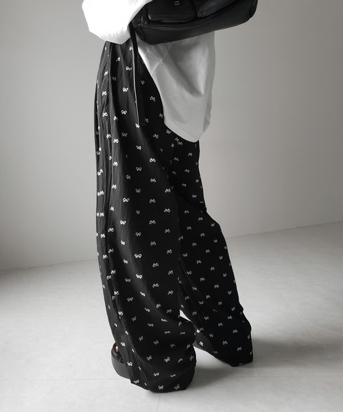 me+em select(ミームセレクト)の「【 2color 】リボンプリントワイドイージーパンツ / ribbon print wide easy pants(その他パンツ・レディース・アイボリー/ブラック・FREE)」の20枚目の写真