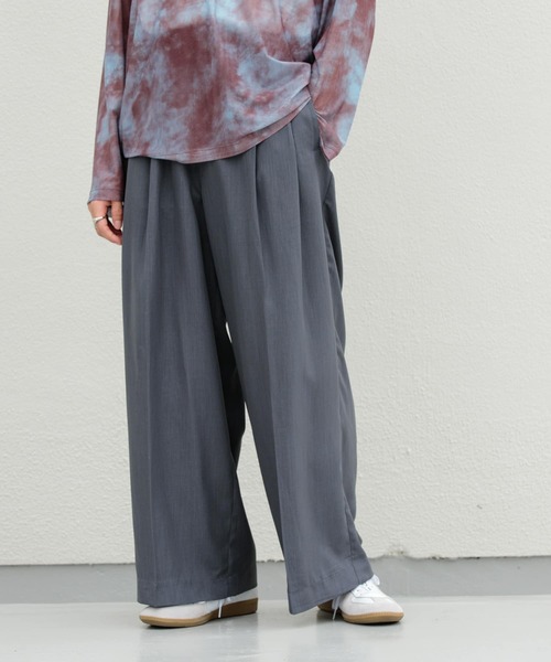 SENSE OF PLACE by URBAN RESEARCH（センスオブプレイスバイアーバンリサーチ）の「ボリュームダブルタックワイドパンツ（その他パンツ・メンズ・グリーン/ブラック/チャコールグレー・MEDIUM/LARGE）」の6枚目の写真