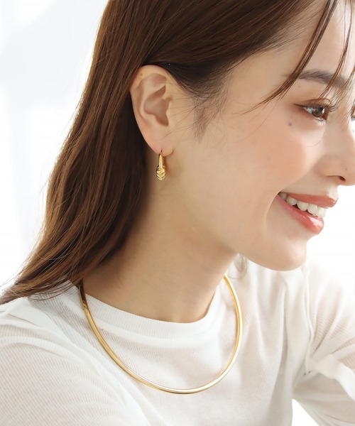 abaskdesign(アバスクデザイン)の「金属アレルギー対応 コルネデザインステンレスピアス(ピアス(両耳用)・レディース・ゴールド/シルバー・FREE)」の4枚目の写真