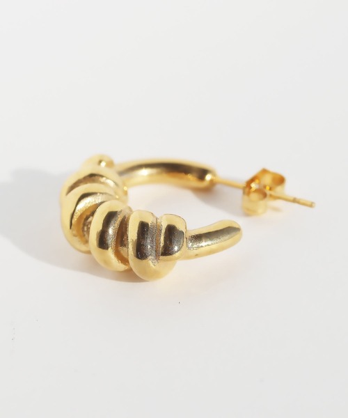 abaskdesign(アバスクデザイン)の「金属アレルギー対応 コルネデザインステンレスピアス(ピアス(両耳用)・レディース・ゴールド/シルバー・FREE)」の13枚目の写真