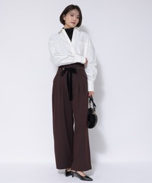 Apuweiser-riche（アプワイザーリッシェ）の「チェーンベルト付タック