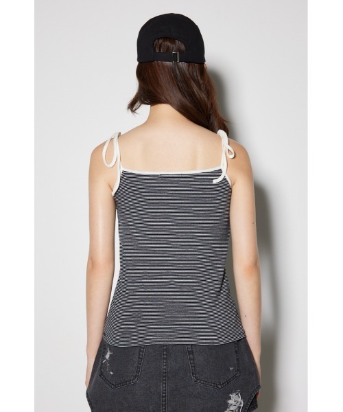 rienda(リエンダ)の「【WEB限定】カップ付きリボンキャミトップス(キャミソール・レディース・ホワイト/ブラック/マルチ・FREE)」の16枚目の写真