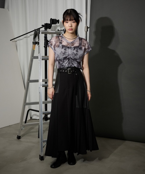 Ellno de Mavie(エルノデメヴィ)の「センターシャーリングシアートップス(Tシャツ/カットソー・レディース・ダークブルー/ホワイト・FREE)」の7枚目の写真