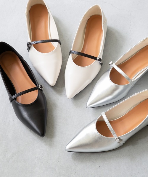 menue(メヌエ)の「2way バブーシュストラップパンプス(パンプス・レディース・アイボリー/シルバー/ブラック・25.0cm/26.0cm/21.5cm/22.0cm/22.5cm/23.5cm/24.5cm/25.5cm/23.0cm/24.0cm)」の4枚目の写真