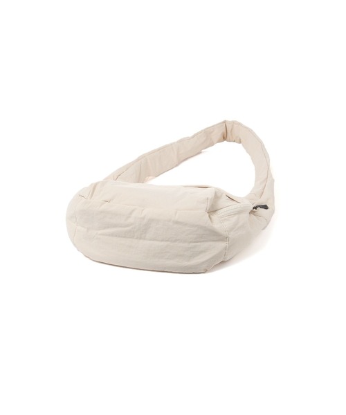 BAYFLOW（ベイフロー）の「中綿ハーフムーンショルダーバッグ（ショルダーバッグ・メンズ・ブラック/ブルー/オフホワイト・FREE）」の6枚目の写真