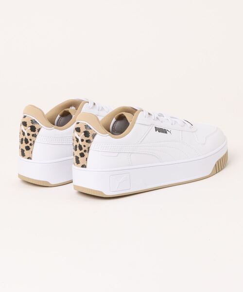 PUMA（プーマ）の「【PUMA】 キャリーナ ストリート レオ（スニーカー・レディース・ホワイト・25.0cm/24.5cm/24.0cm/23.5cm/23.0cm）」の2枚目の写真