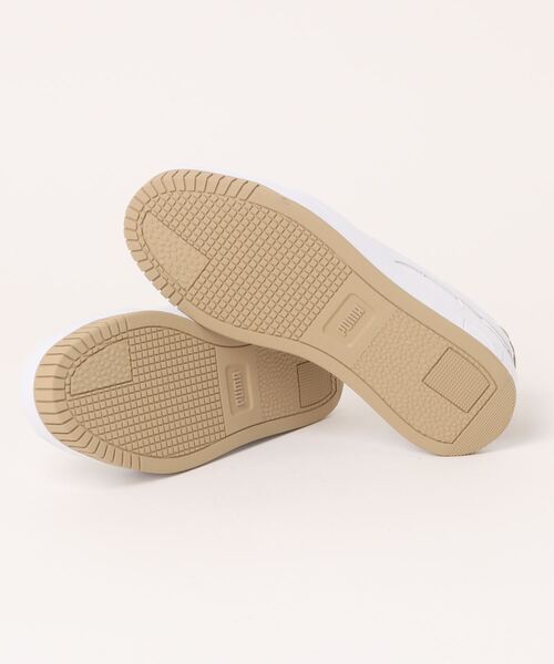 PUMA（プーマ）の「【PUMA】 キャリーナ ストリート レオ（スニーカー・レディース・ホワイト・25.0cm/24.5cm/24.0cm/23.5cm/23.0cm）」の3枚目の写真