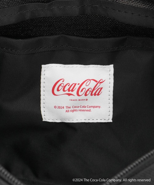 Manhattan Portage（マンハッタンポーテージ）の「Jogger Bag Ver.2 Coca-Cola（ショルダーバッグ・メンズ・ブラック・X-SMALL）」の8枚目の写真