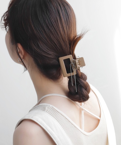 【Jennifer Behr】ベロア リボン ヘアクリップ バンス Jennifer Behr】ベロア リボン ヘアクリップ バンス (Jennifer