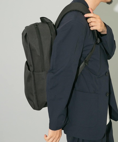 RODE SKO(ロデスコ)の「撥水タックバックパック(バックパック/リュック・メンズ・ブラック/チャコールグレー・ONE)」の8枚目の写真