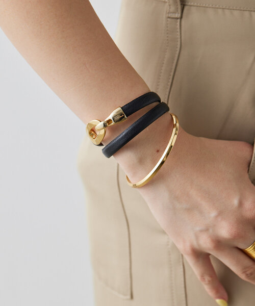 《牛革》レザーバックルブレスレット/チョーカー(ブレスレット)|ear PAPILLONNER(イアパピヨネ) 《牛革》レザーバックルブレスレット/チョーカー(ブレスレット)|ear PAPILLONNER(イアパピヨネ)
