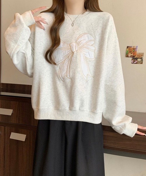 SpRay(スプレイ)の「リボンサテン刺繍スウェット(スウェット・レディース・ブラック/オートミール・FREE)」の5枚目の写真