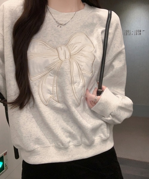 SpRay(スプレイ)の「リボンサテン刺繍スウェット(スウェット・レディース・ブラック/オートミール・FREE)」の17枚目の写真