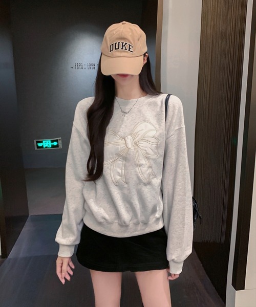 SpRay(スプレイ)の「リボンサテン刺繍スウェット(スウェット・レディース・ブラック/オートミール・FREE)」の19枚目の写真