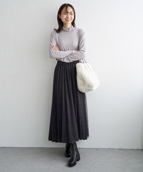 ikka(イッカ)の「ハイネックテレコ長袖プルオーバー(Tシャツ/カットソー・レディース・オフホワイト/グレー/シルバー/ブラック・S/M/L)」の12枚目の写真