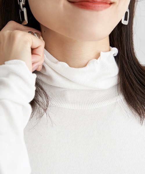 ikka(イッカ)の「ハイネックテレコ長袖プルオーバー(Tシャツ/カットソー・レディース・オフホワイト/グレー/シルバー/ブラック・S/M/L)」の22枚目の写真