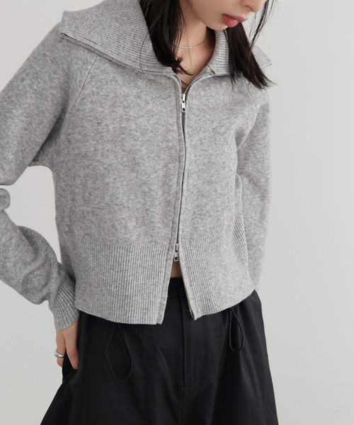 LIAN（リアン）の「スタンドネックWZIPニットプルオーバー（ニット