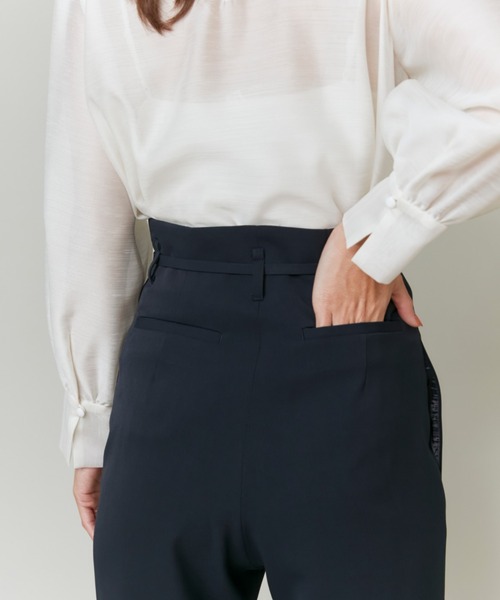INED（イネド）の「トリクシオントロベルト付き2WAYパンツ《ROBE SUPERIOR CLOSET》【セットアップ対応】（その他パンツ・レディース・ネイビー・7号/9号/11号）」の18枚目の写真