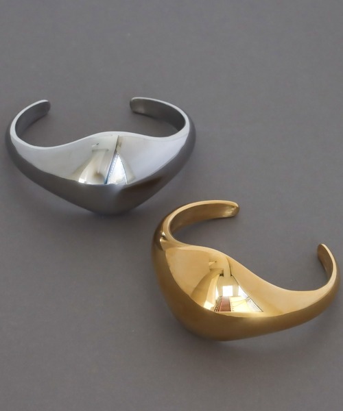 abaskdesign(アバスクデザイン)の「金属アレルギー対応 メタルラウンドバングル(バングル/リストバンド・レディース・ゴールド/シルバー・FREE)」の3枚目の写真