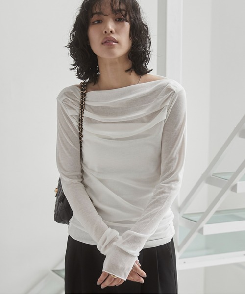 ANGIE(アンジー)の「ドレープ オフショルトップス(Tシャツ/カットソー・レディース・ブラック/ライトグレー/オフホワイト/ライトベージュ/ライトピンク・FREE)」の21枚目の写真