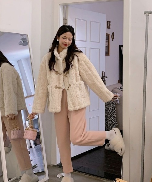 セール】もこもこ トグルボタン フェイクファー コート（その他