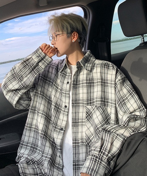 Ressaca（レサーカ）の「オーバーサイズ長袖チェック柄シャツ（シャツ/ブラウス・メンズ・グリーン/ブルー/オレンジ/ベージュ/ブラック/ホワイト・M/L/XL）」の2枚目の写真