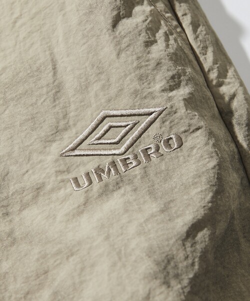 UMBRO（アンブロ）の「UMBRO/アンブロ 別注 Nylon Wide Shorts/ナイロン ワイドショートパンツ（その他パンツ・メンズ・チェック/グレー系/ベージュ系/ブラック/オフホワイト・MEDIUM/LARGE/X-LARGE）」の16枚目の写真