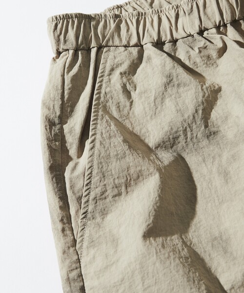 UMBRO（アンブロ）の「UMBRO/アンブロ 別注 Nylon Wide Shorts/ナイロン ワイドショートパンツ（その他パンツ・メンズ・チェック/グレー系/ベージュ系/ブラック/オフホワイト・MEDIUM/LARGE/X-LARGE）」の17枚目の写真