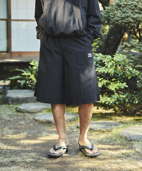 UMBRO（アンブロ）の「UMBRO/アンブロ 別注 Nylon Wide Shorts/ナイロン ワイドショートパンツ（その他パンツ・メンズ・チェック/グレー系/ベージュ系/ブラック/オフホワイト・MEDIUM/LARGE/X-LARGE）」の22枚目の写真