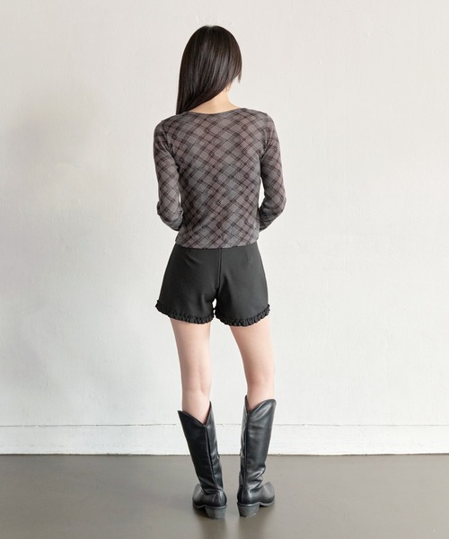 UNE MANSION（ユヌマンション）の「【UNE ORIGINAL】【セット着用可能】ラブリーロゼレースフリルショートパンツ（その他パンツ・レディース・チャコール/ブラック・SMALL/MEDIUM/LARGE）」の20枚目の写真