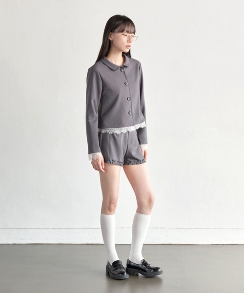 UNE MANSION（ユヌマンション）の「【UNE ORIGINAL】【セット着用可能】ラブリーロゼレースフリルショートパンツ（その他パンツ・レディース・チャコール/ブラック・SMALL/MEDIUM/LARGE）」の10枚目の写真