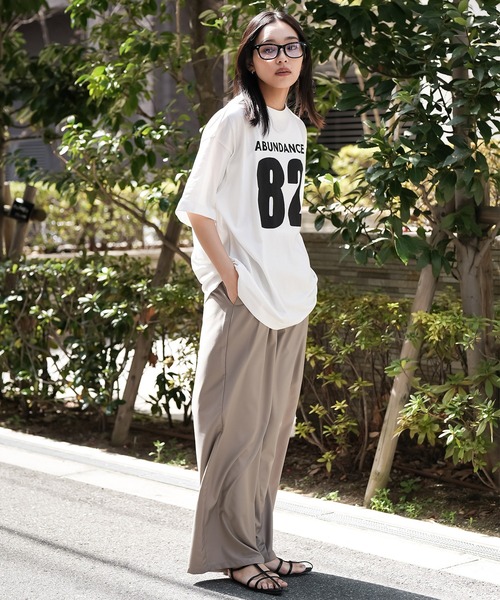 mili an deni(ミリアンデニ)の「半袖カレッジナンバリングTシャツ(Tシャツ/カットソー・レディース・ブラック/オフホワイト/チャコールグレー・M/L)」の7枚目の写真