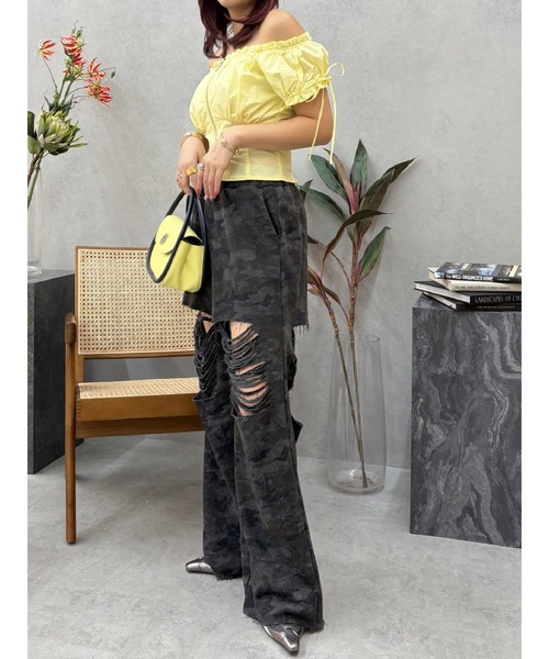 EVRIS(エヴリス)の「フロントジップリボンオフショルブラウス(シャツ/ブラウス・レディース・イエロー/ホワイト/ブルー/ブラック・FREE)」の18枚目の写真