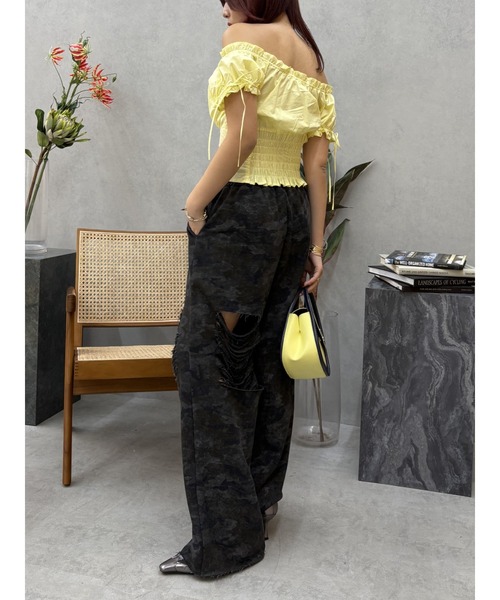 EVRIS(エヴリス)の「フロントジップリボンオフショルブラウス(シャツ/ブラウス・レディース・イエロー/ホワイト/ブルー/ブラック・FREE)」の19枚目の写真