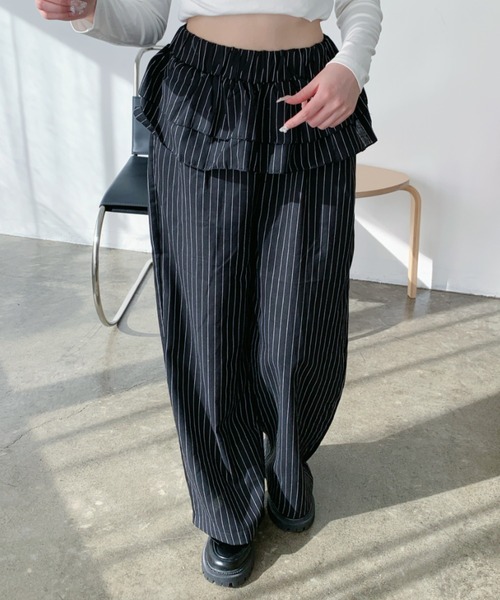 Teem Store(チームストア)の「ウエストティアードフリル ストライプワイドスラックスパンツ(スラックス・レディース・ブラック/チャコール・F)」の14枚目の写真