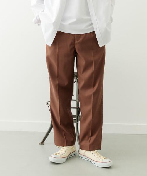 ITEMS URBANRESEARCH(アイテムズ アーバンリサーチ)の「1-tuckストレッチイージーパンツ(その他パンツ・メンズ・ブラック/ブラウン/ベージュ/グレー・MEDIUM/LARGE)」の7枚目の写真