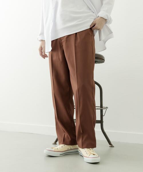 ITEMS URBANRESEARCH(アイテムズ アーバンリサーチ)の「1-tuckストレッチイージーパンツ(その他パンツ・メンズ・ブラック/ブラウン/ベージュ/グレー・MEDIUM/LARGE)」の9枚目の写真