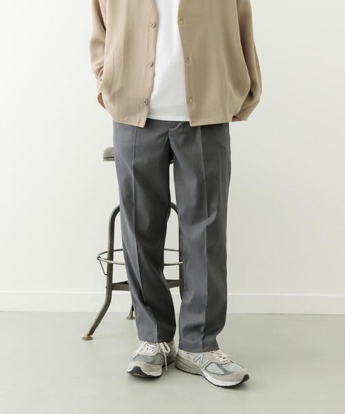 ITEMS URBANRESEARCH(アイテムズ アーバンリサーチ)の「1-tuckストレッチイージーパンツ(その他パンツ・メンズ・ブラック/ブラウン/ベージュ/グレー・MEDIUM/LARGE)」の20枚目の写真