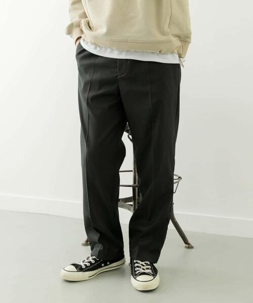ITEMS URBANRESEARCH(アイテムズ アーバンリサーチ)の「1-tuckストレッチイージーパンツ(その他パンツ・メンズ・ブラック/ブラウン/ベージュ/グレー・MEDIUM/LARGE)」の16枚目の写真