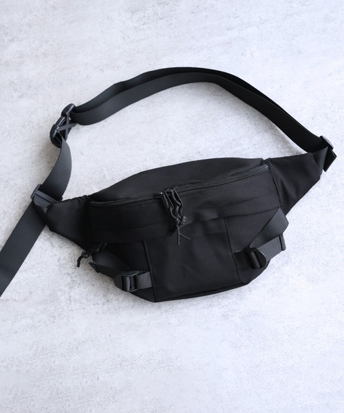 reca（レカ）の「ボディBAG（ボディバッグ/ウエストポーチ・レディース・ブラック・ONE SIZE）」の5枚目の写真