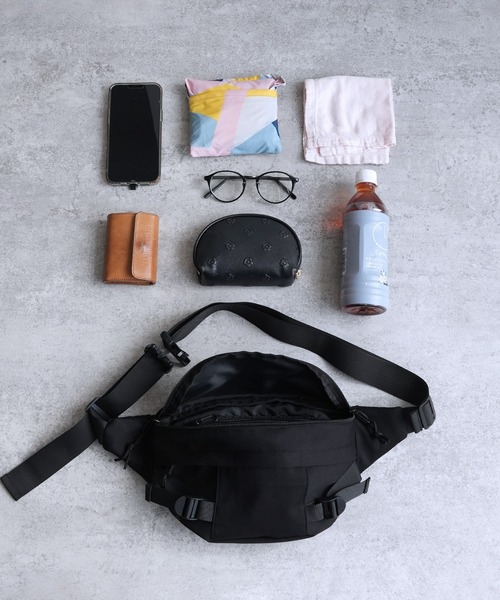 reca（レカ）の「ボディBAG（ボディバッグ/ウエストポーチ・レディース・ブラック・ONE SIZE）」の7枚目の写真